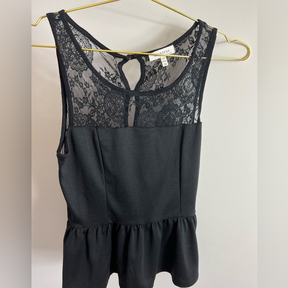 Lace Peplum Tank Blouse / Top - Picture 5 of 5